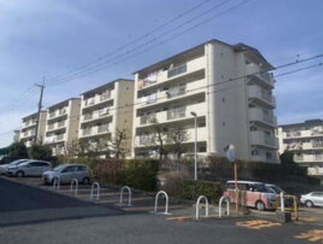 新檜尾台第４次住宅大阪府堺市南区新檜尾台４丁中古マンションの不動産情報です。