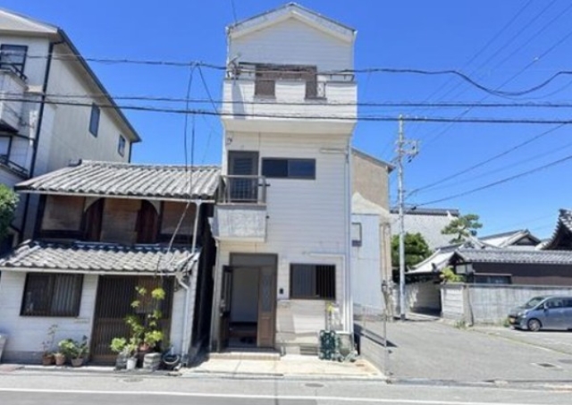 大阪府泉大津市神明町中古一戸建ての不動産情報です。