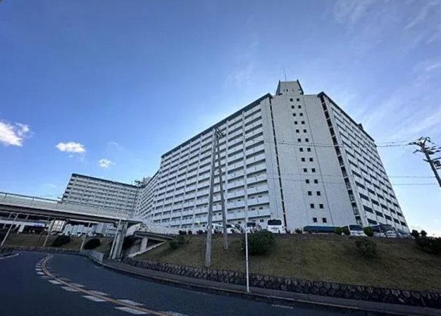 泉北若松台ＡＢ住宅大阪府堺市南区若松台１丁中古マンションの不動産情報です。