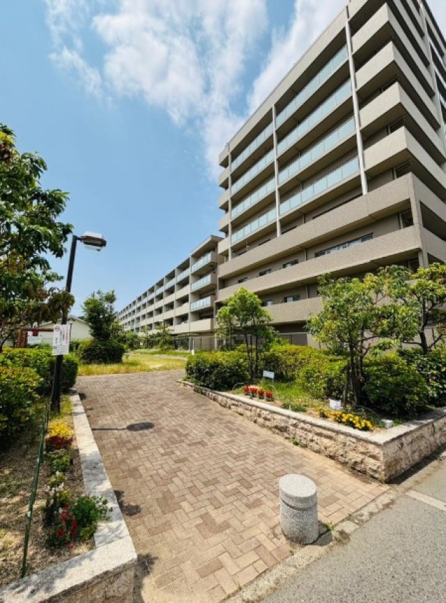 ガーデンウェルズ浜寺公園大阪府高石市羽衣２丁目中古マンションの不動産情報です。