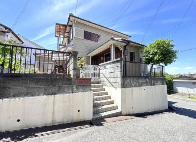 大阪府泉南郡熊取町桜が丘２丁目中古一戸建ての不動産情報です。