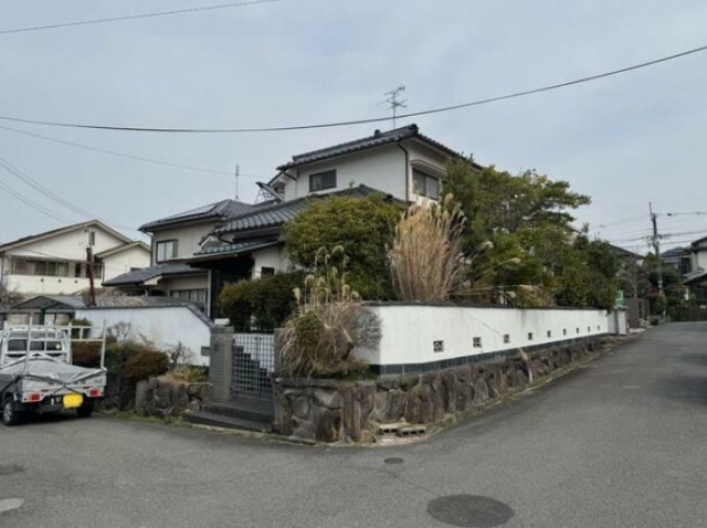 大阪府和泉市山荘町１丁目中古一戸建ての不動産情報です。