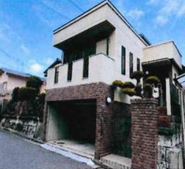 大阪府和泉市弥生町２丁目中古一戸建ての不動産情報です。