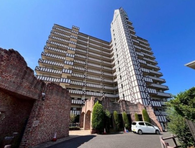 ブリティッシュ・ティンバー泉佐野スウィート大阪府泉佐野市鶴原２丁目中古マンショ…