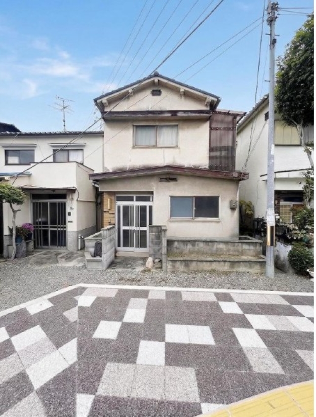 大阪府貝塚市半田３丁目中古一戸建ての不動産情報です。