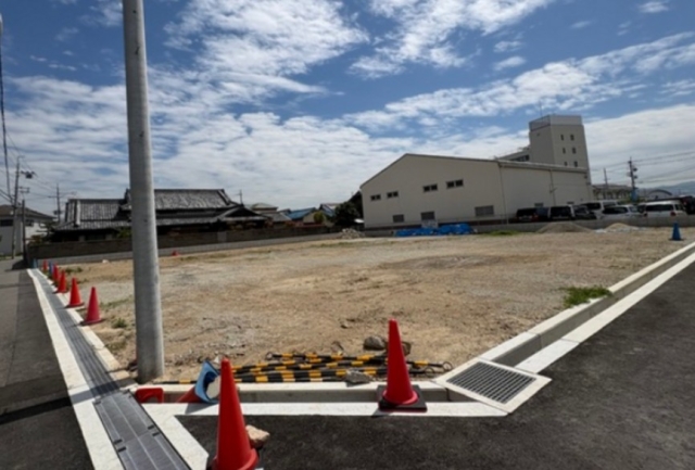 大阪府泉佐野市南中安松新築一戸建ての不動産情報です。
