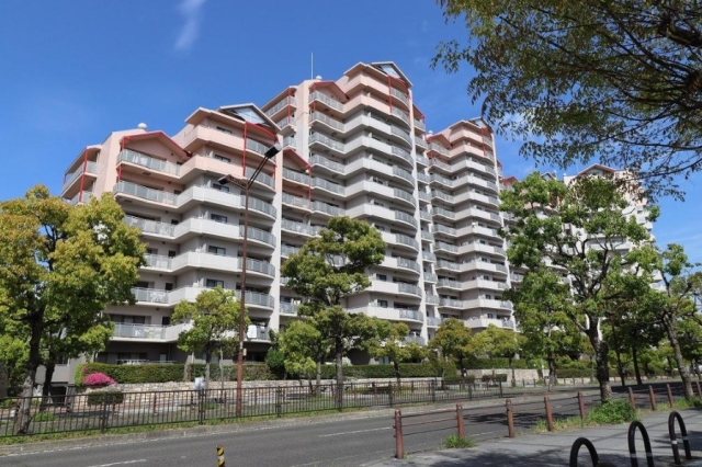 ローレルスクエア和泉中央Ａ棟（１１号棟）大阪府和泉市いぶき野３丁目中古マンションの不動産…