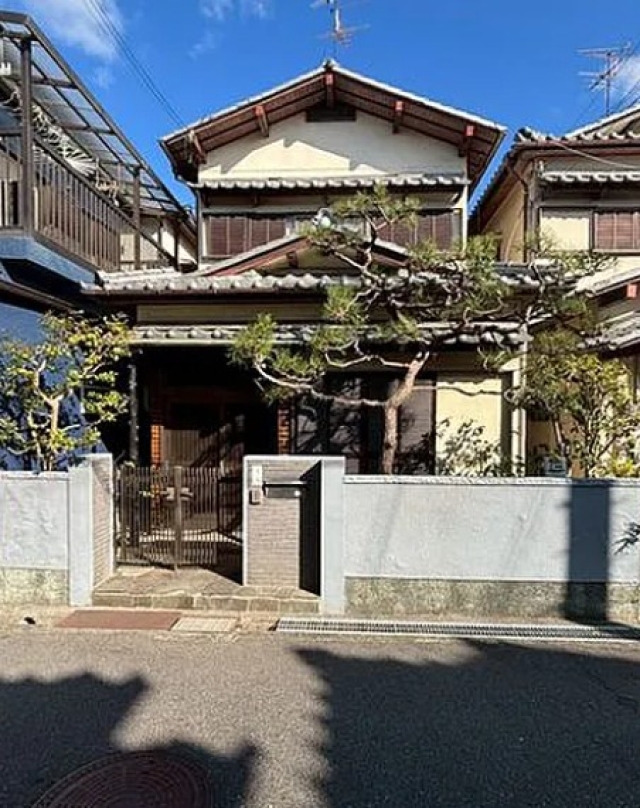 大阪府岸和田市加守町４丁目中古一戸建ての不…