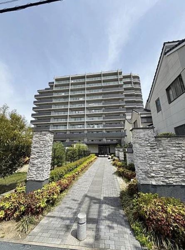 ルイシャトレ岸和田春木大阪府岸和田市八幡町…