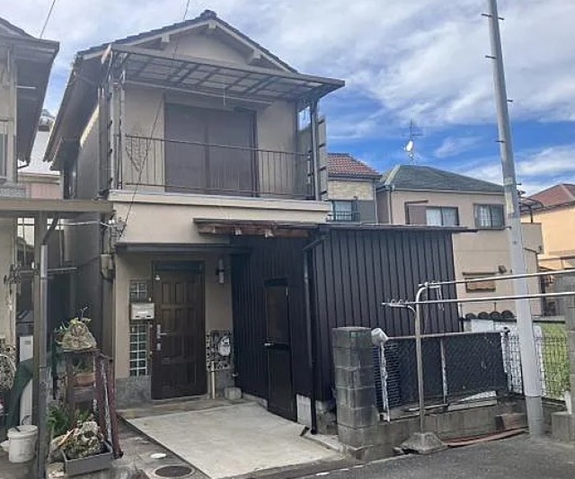 大阪府岸和田市箕土路町３丁目中古一戸建ての不動産情報です。