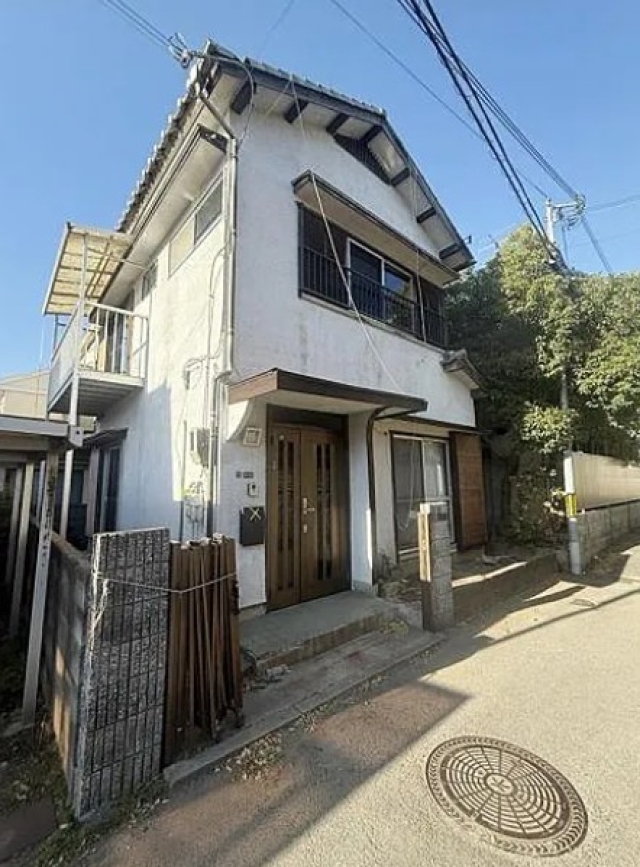 大阪府岸和田市加守町２丁目中古一戸建ての不動…