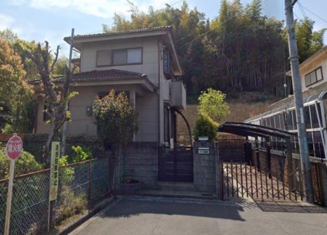 大阪府泉南郡熊取町南山の手台中古一戸建ての不動産情報です。