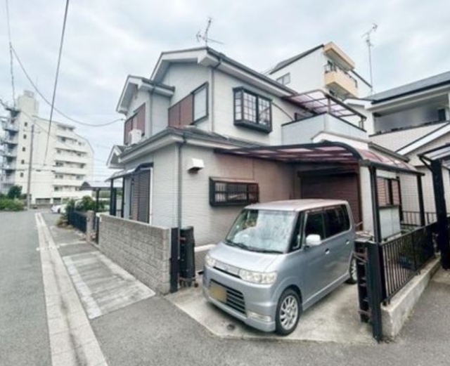 大阪府岸和田市小松里町中古一戸建ての不動産情報です。