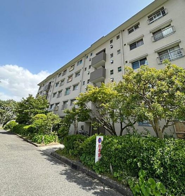 鶴山台第二住宅１２号棟大阪府和泉市鶴山台３丁目中古マンションの不動産情報です。