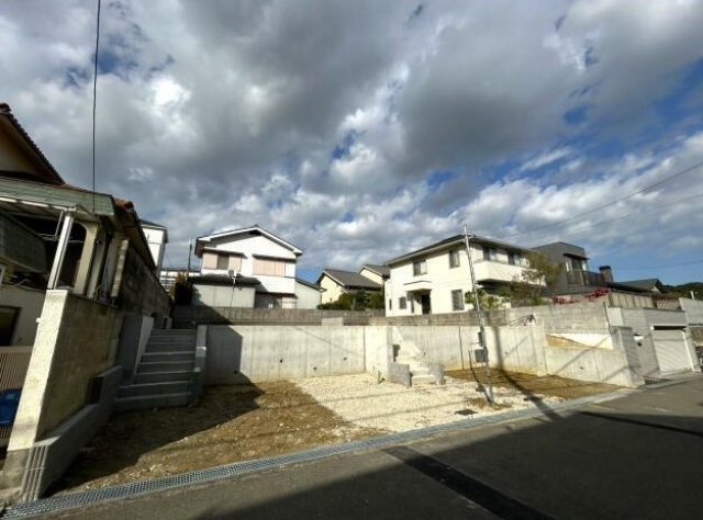 大阪府堺市南区晴美台３丁新築一戸建ての不動産…