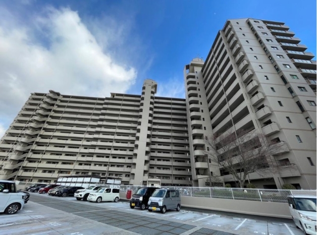メゾンドール・ラーバン和泉II番館大阪府和泉市…