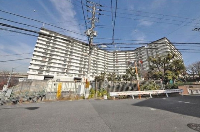 和泉鶴山台アーバンコンフォート大阪府和泉市上代町中古マンションの不動産情報です。