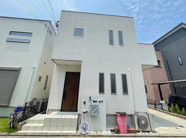 大阪府和泉市唐国町３丁目中古一戸建ての不動産情報です。