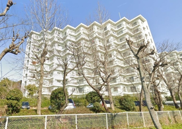 光明台ハイタウン１号棟大阪府和泉市光明台１丁…