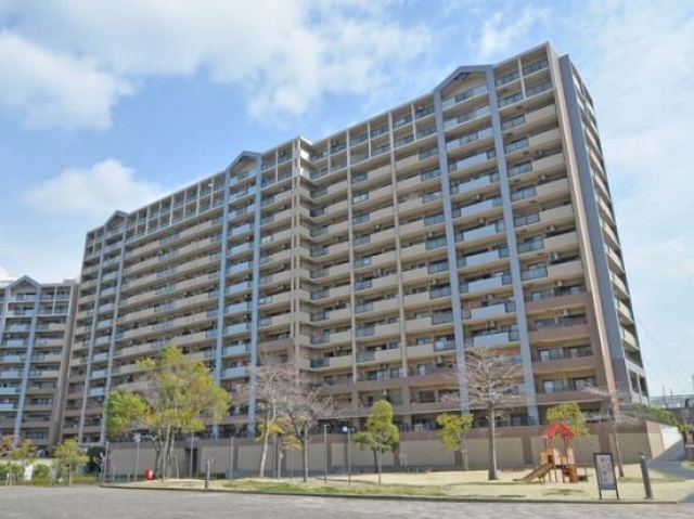エバーランドシティ新・泉北　３番館大阪府和泉…