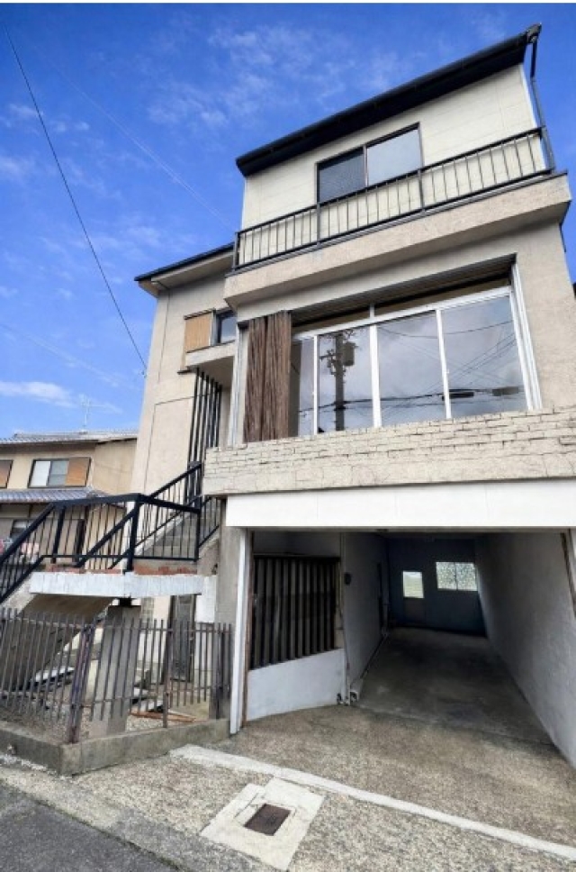 大阪府岸和田市内畑町中古一戸建ての不動産情報です。