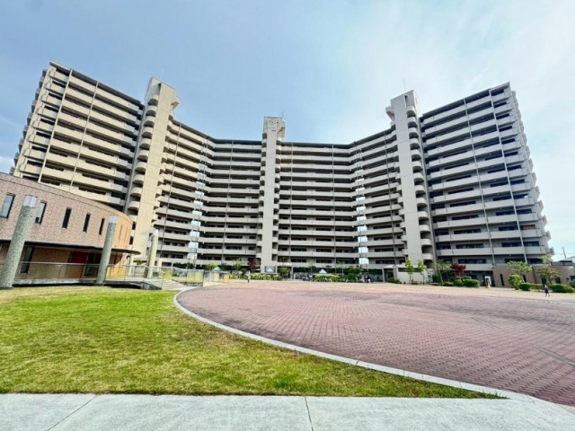 メゾンドールラーバン和泉I番館大阪府和泉市小田…