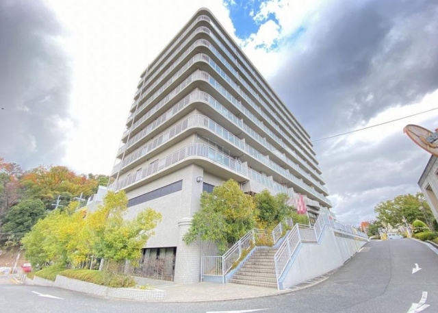 ファミール竹城台大阪府堺市南区竹城台４丁中古…