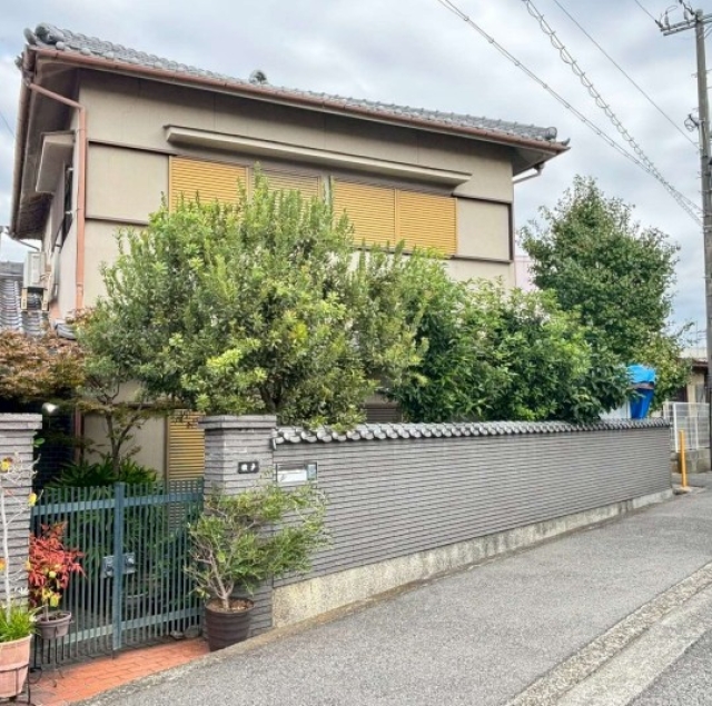 大阪府岸和田市小松里町中古一戸建ての不動産情報です。