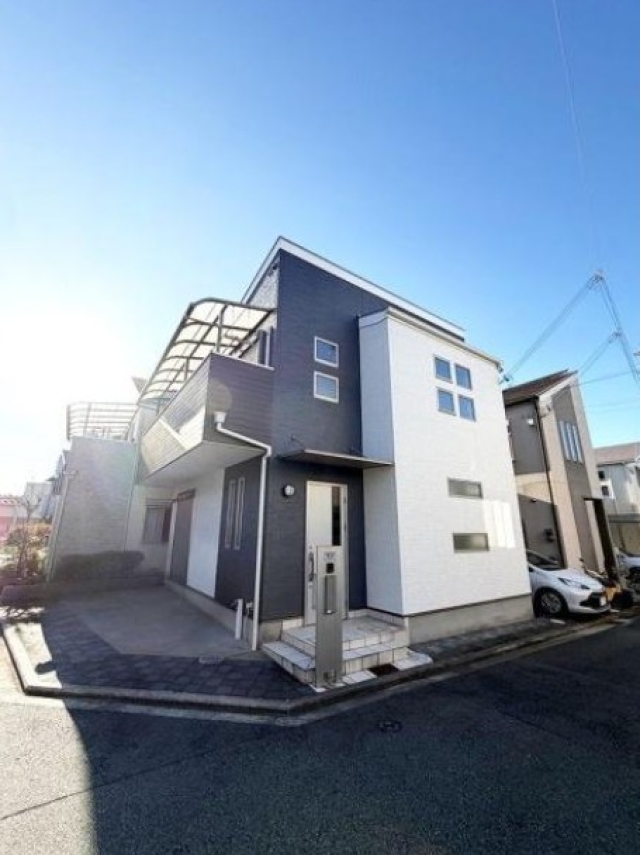 大阪府岸和田市吉井町４丁目中古一戸建ての不動産情報です。