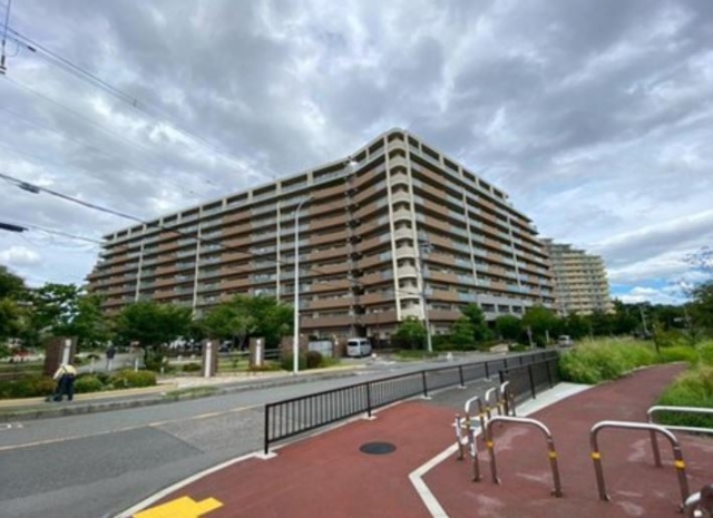 泉ケ丘アイプレイス大阪府堺市南区三原台２丁…