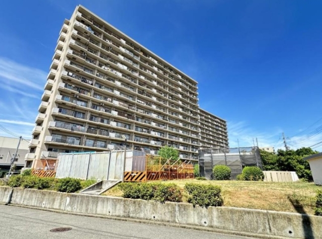 スクエアかいづか２番館９階大阪府貝塚市地藏堂中古マンションの不動産情報です。
