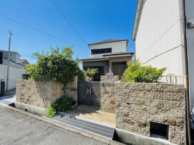 大阪府貝塚市久保２丁目中古一戸建ての不動産情報です。