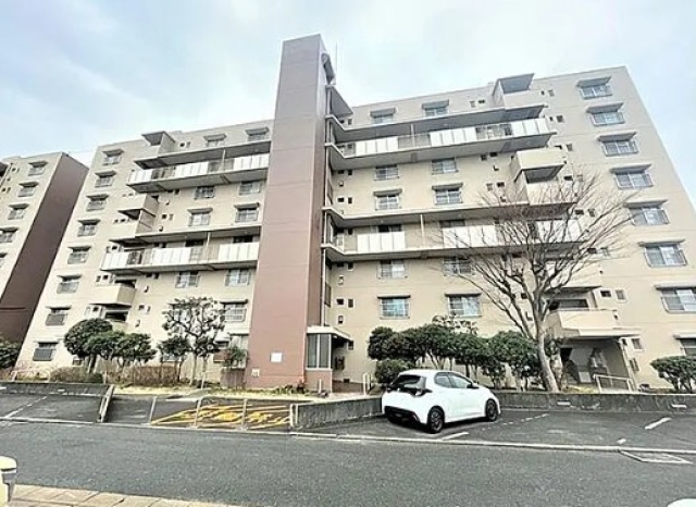 鶴山台第三住宅１４号棟大阪府和泉市鶴山台３丁目中古マンションの不動産情報です。