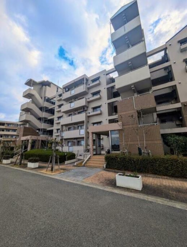 ラ・ヴェール和泉中央６号棟大阪府和泉市いぶき野３丁目中古マンションの不動産情報です。