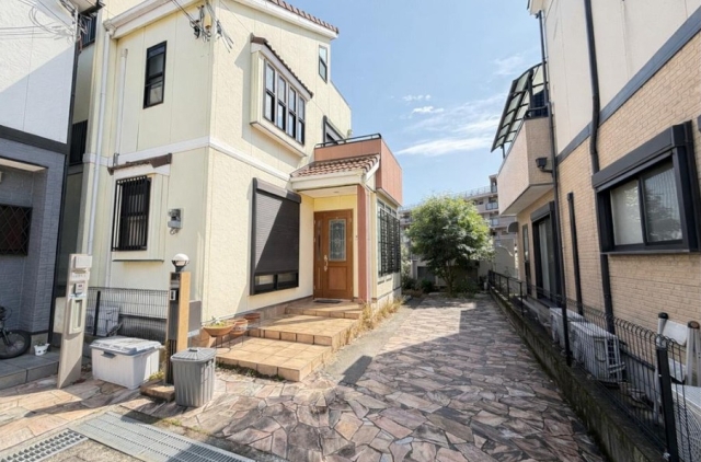 大阪府和泉市唐国町３丁目中古一戸建ての不動産情報です。