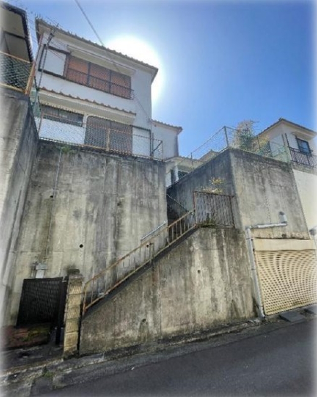 大阪府堺市南区鉢ヶ峯寺中古一戸建ての不動産情報です。