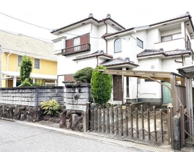 大阪府泉佐野市松風台２丁目中古一戸建ての不動産情報です。