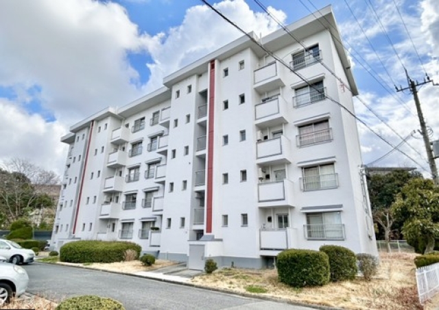 泉北茶山台第一次住宅九号棟大阪府堺市南区茶山台２丁中古マンションの不動産情報です。