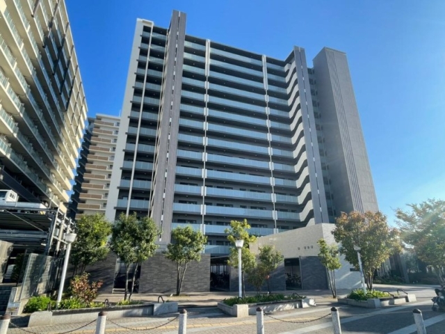 シャルマンフジスマート日根野駅前大阪府泉佐野市日根野中古マンションの不動産情報です。
